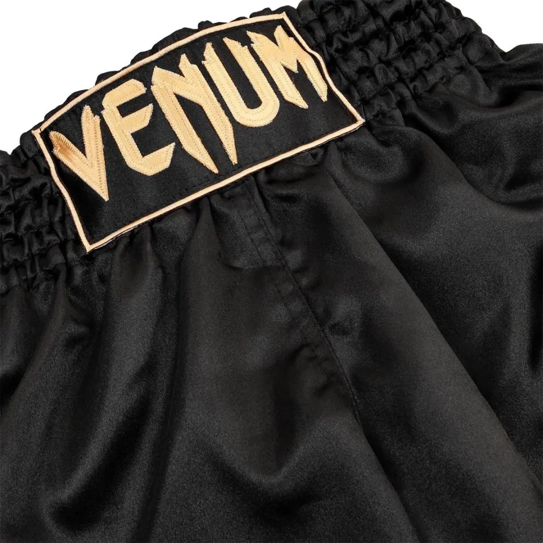 Venum - Muay Thai Kickboksbroek - short - Classic - black/gold -XS