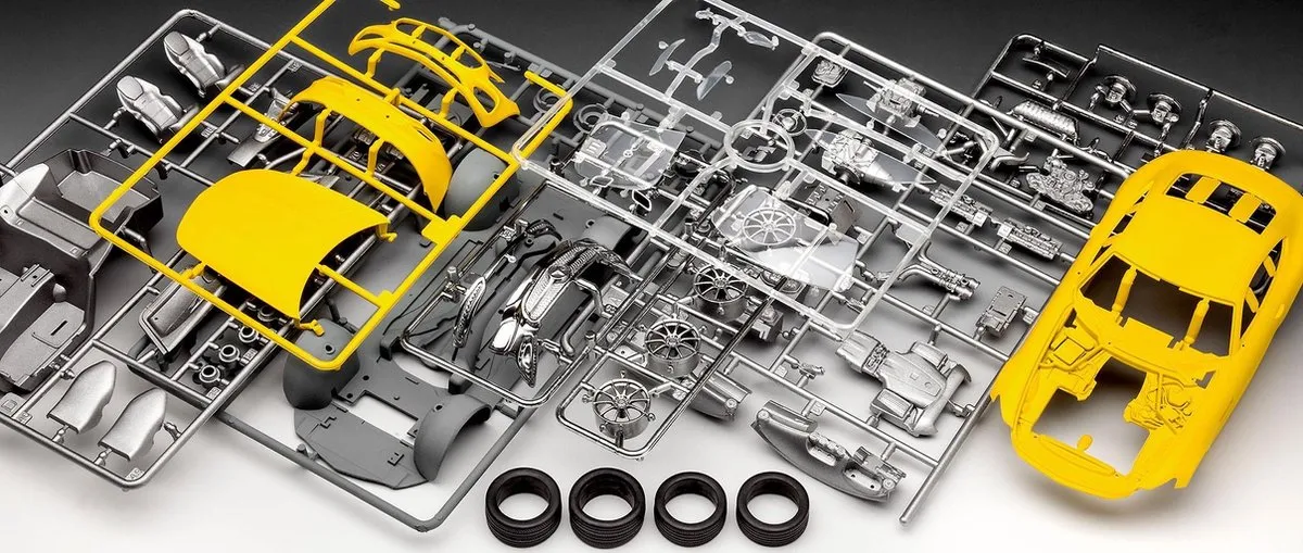 Revell 67028 Mercedes-AMG GT Modelbouwpakket 1:24 - 93 Onderdelen - Multi