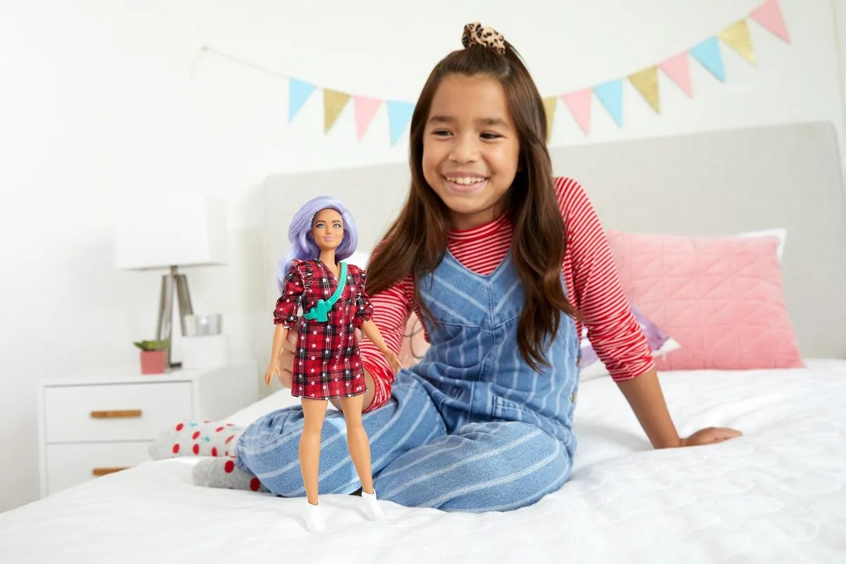 Barbie Fashionista Pop GRB49 - Paars/Rood/Wit