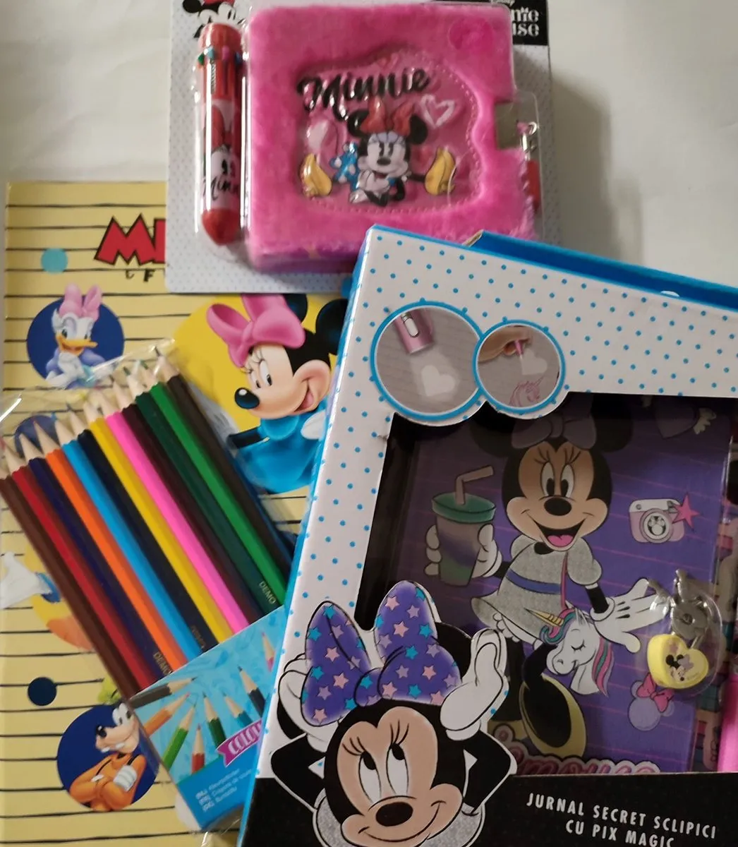 Disney Minnie Mouse Kleurboek & Notitieboek Set - 4 Stuks - Multi Colour