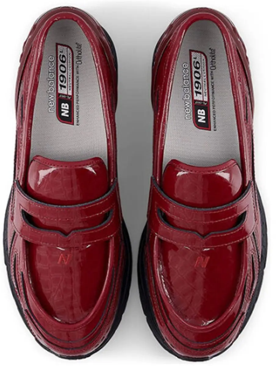 New Balance 1906L Red Croc - Maat 44.5