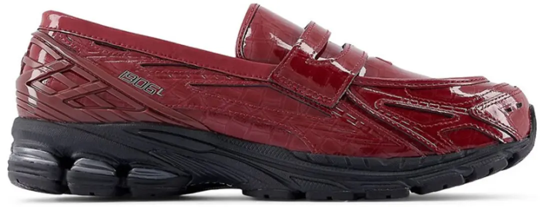 New Balance 1906L Red Croc - Maat 44.5