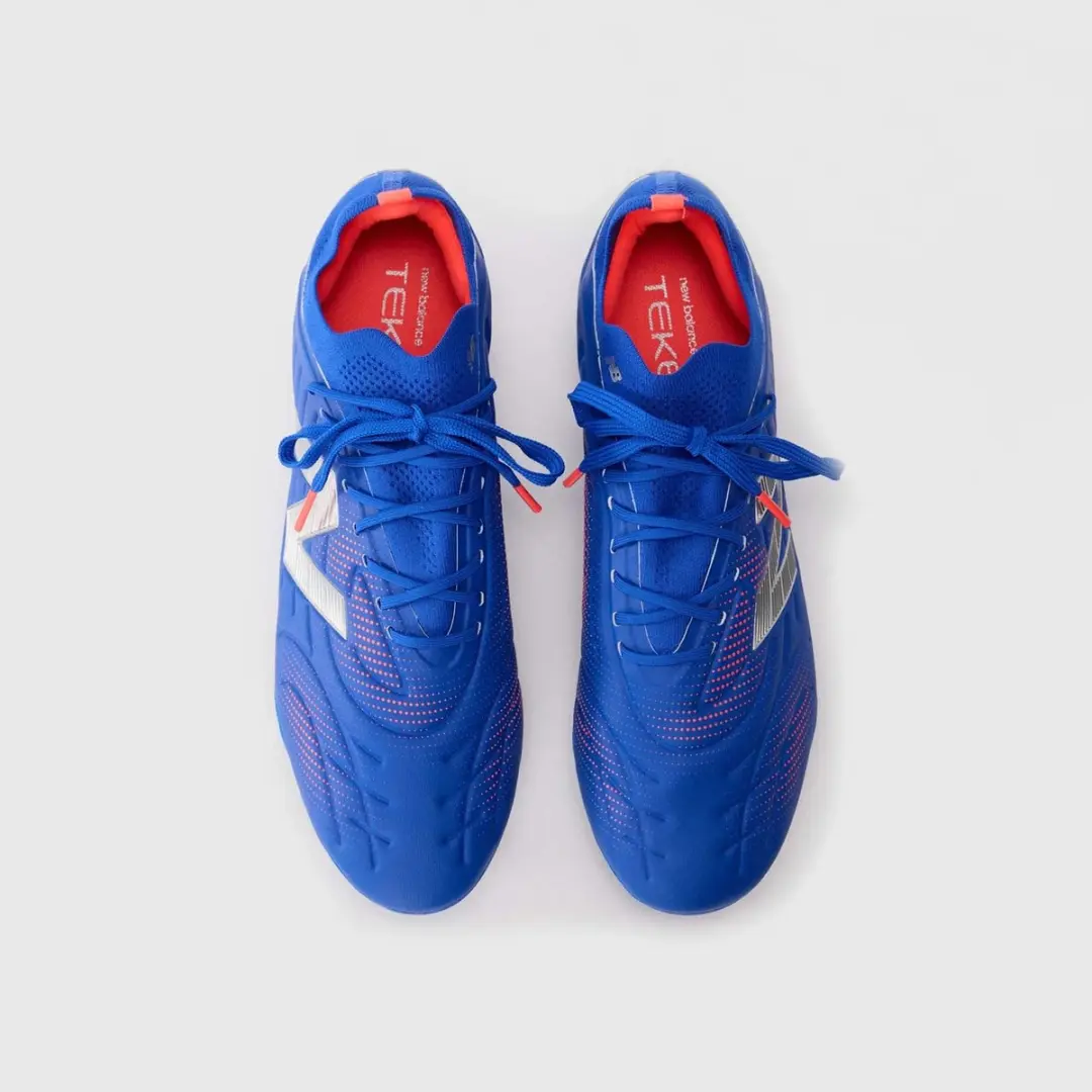 New Balance Tekela Pro Low SG V5 Voetbalschoenen - Lichtblauw