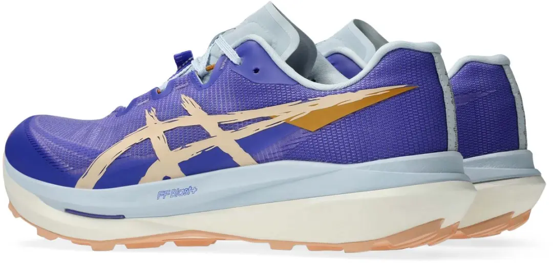 ASICS Fujispeed 4 Sportschoen - Lichtblauw