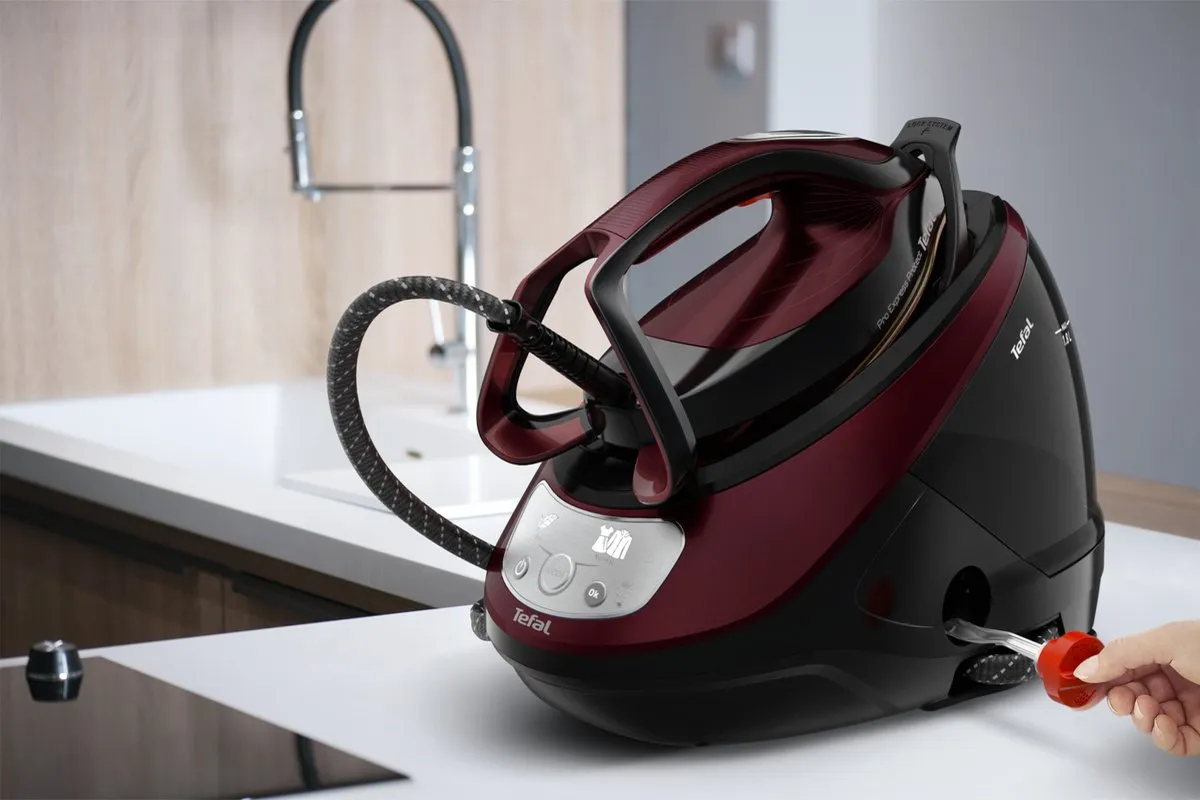Tefal Pro Express Protect GV9230 Stoomgenerator - 1000ml - Rood/Zwart