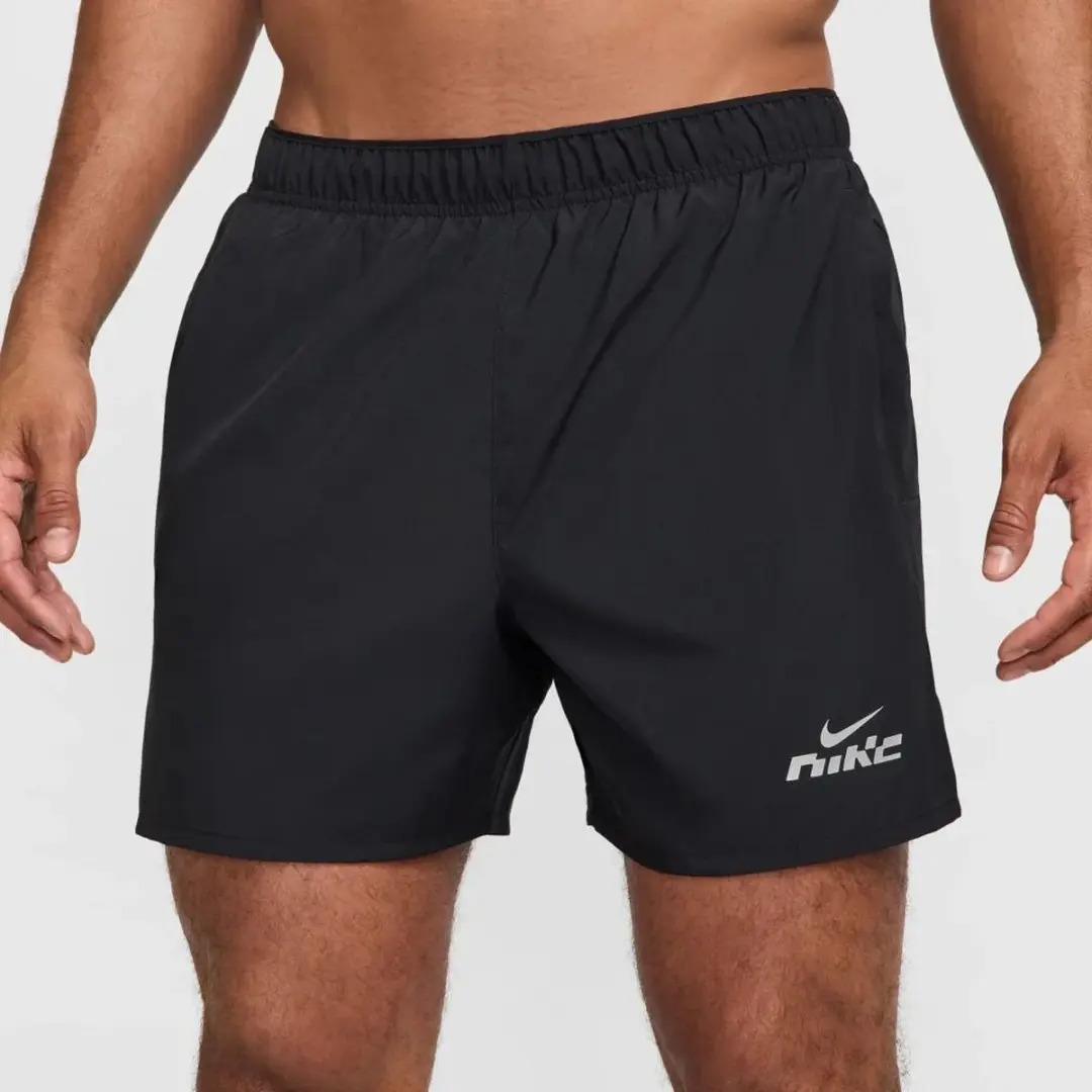 Nike Dri-FIT Challenger Shorts