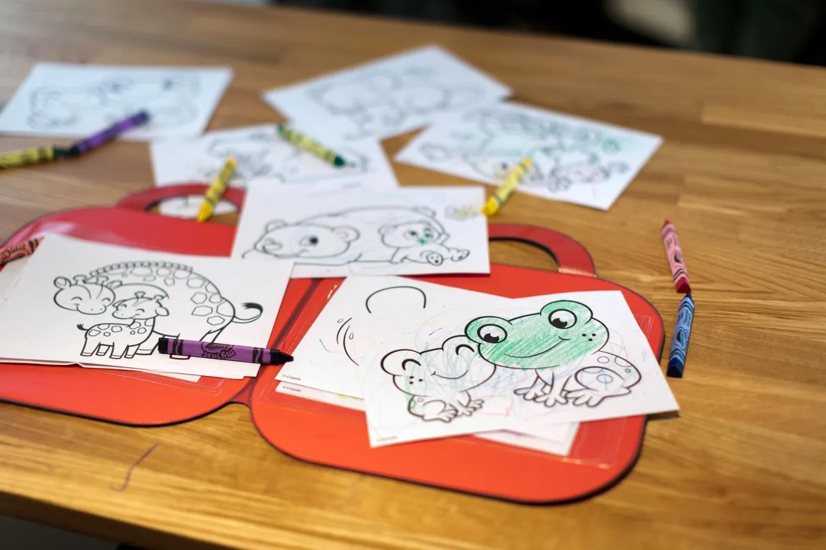 Crayola Mini Kids Afwasbare Dry-Erase Activiteitenmat - Veelkleurig