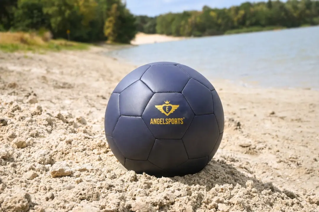 Angel Toys Voetbal Donkerblauw Maat 5 - 400g