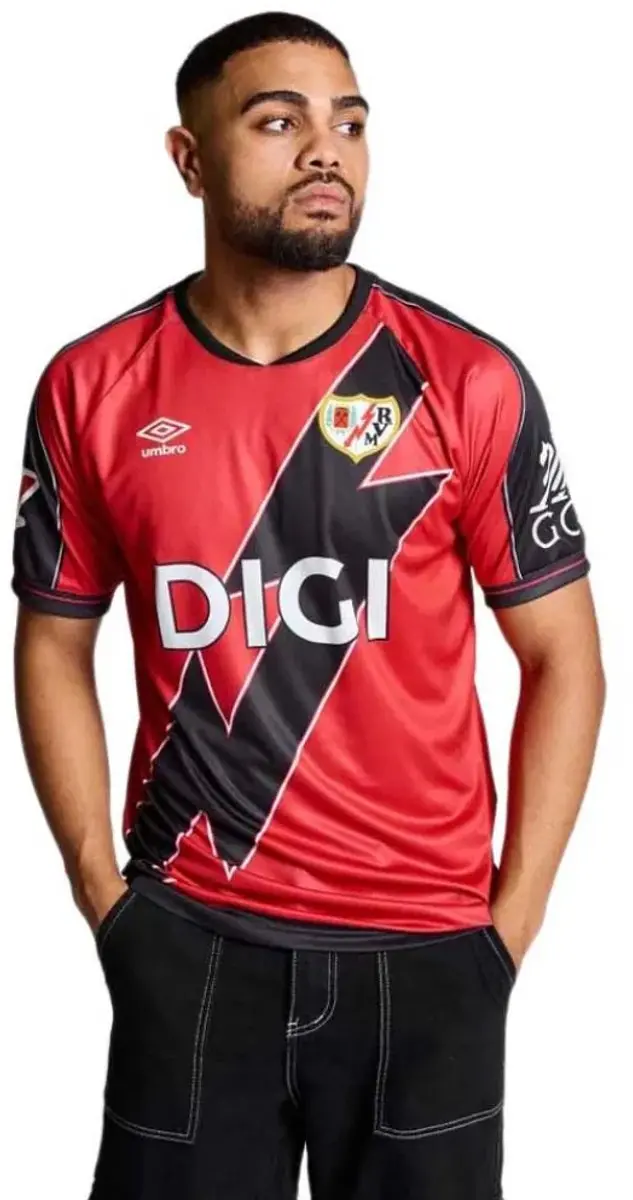 Umbro Rayo Vallecano 25/26 T-shirt