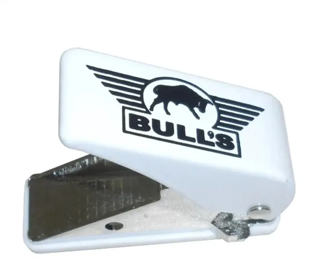 Bull's Flight Punch Machine BU-64202