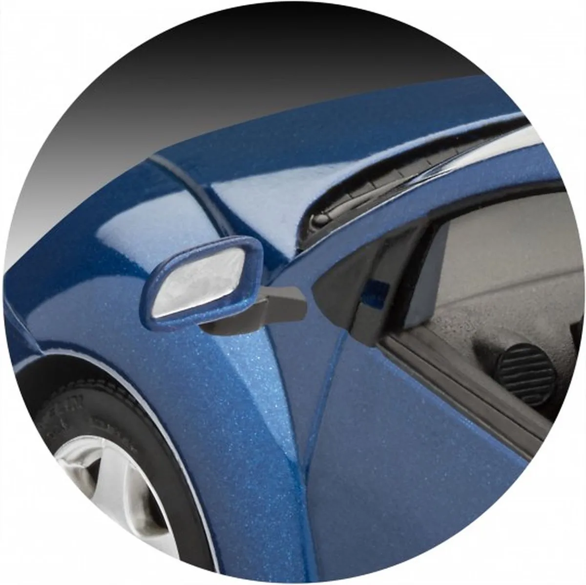 Revell 07643 Volkswagen New Beetle Modelbouwpakket - 1:24 - Multi