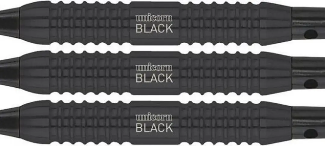 Unicorn Core Plus Black Brass Dartpijlen - 3 Stuks
