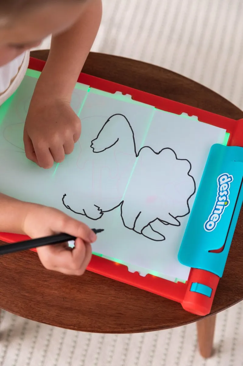 Jumbo Dessineo Characters Tekenset - Lichttafel met sjablonen