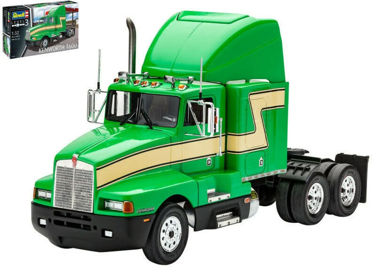 Revell Kenworth T600 1:32 Modelbouwpakket - 61 Onderdelen - Groen/Beige