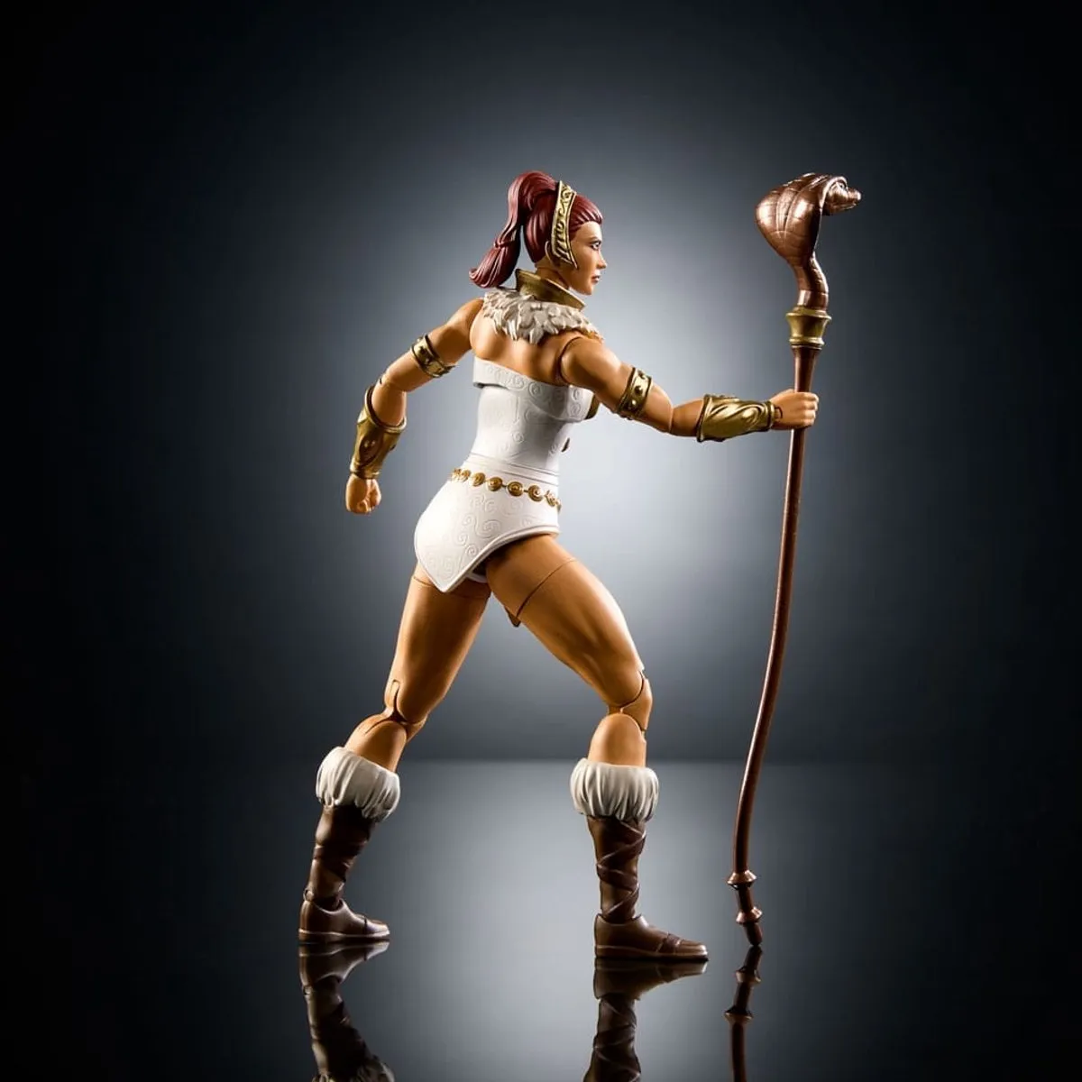 Mattel Masters of the Universe Teela Actiefiguur 18cm - Multi