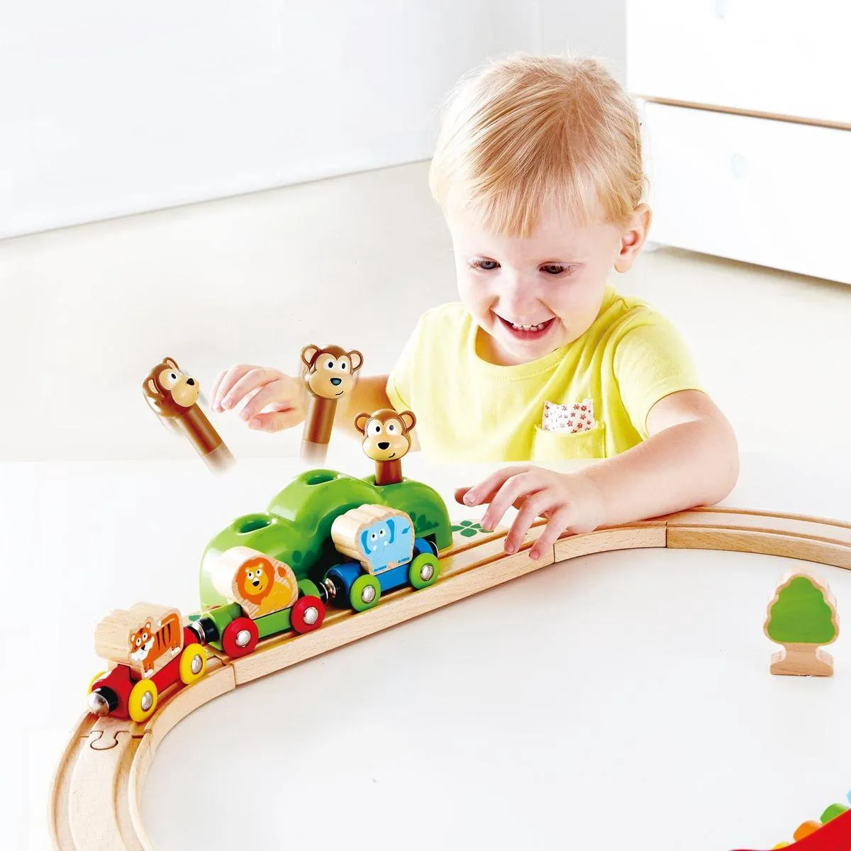 Hape Muzikale Aapjes Spoorweg E3825 - Veelkleurig