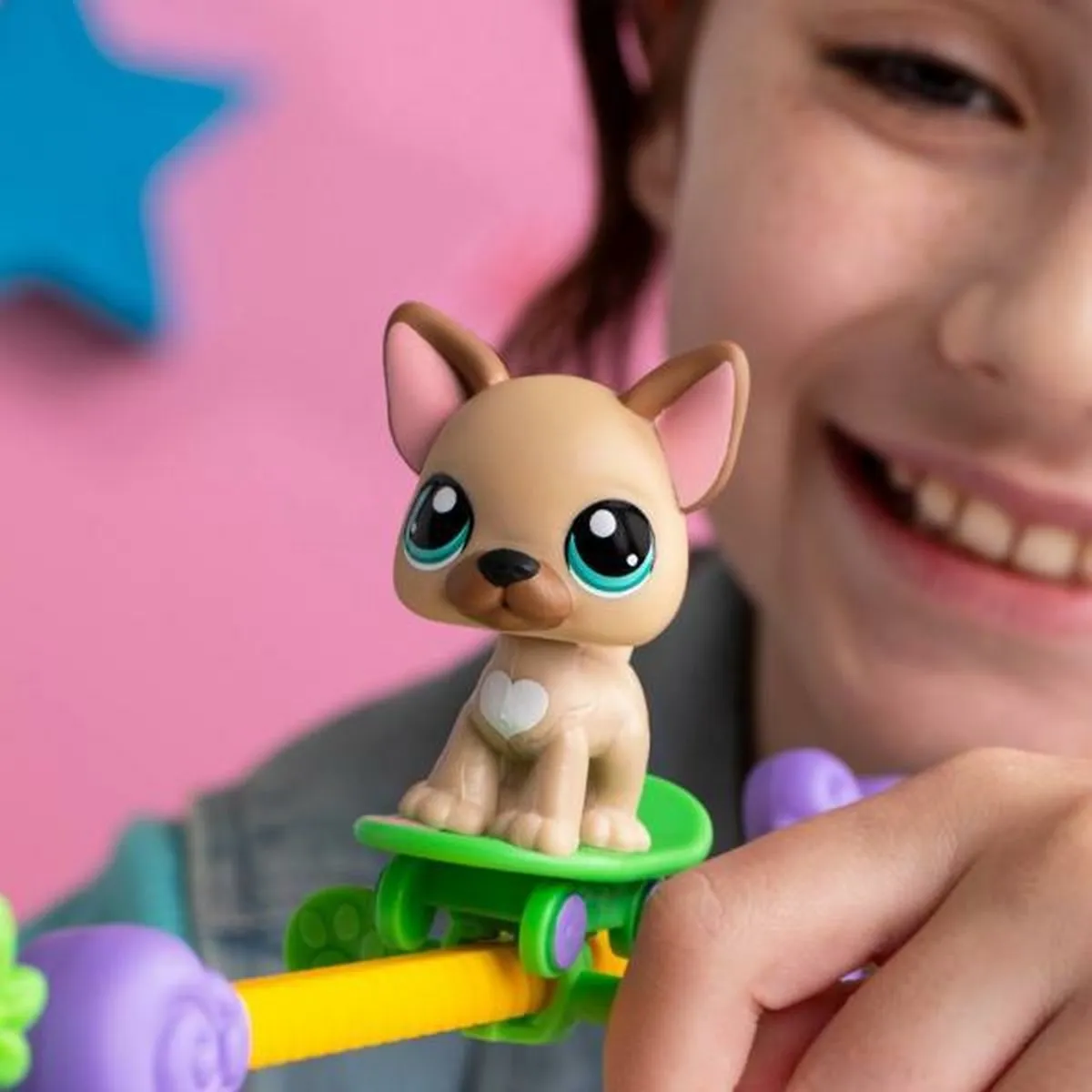 Bandai Namco Littlest Pet Shop Pets Got Talent Playset - Multicolor