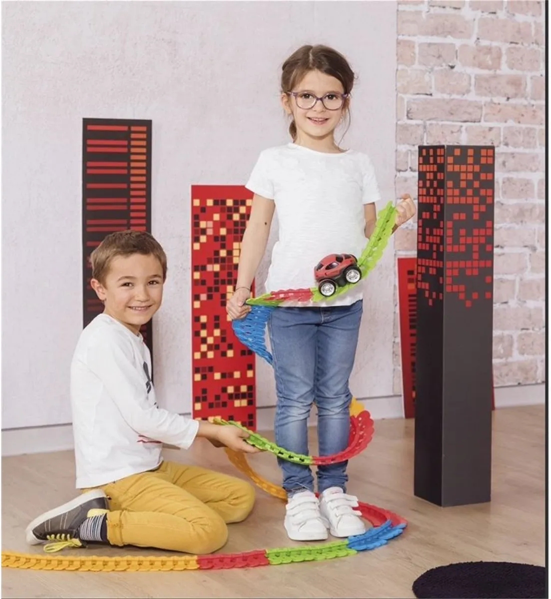 Smoby FleXtreme Discovery Set Racebaan 184-delig - 4.4m - Meerkleurig