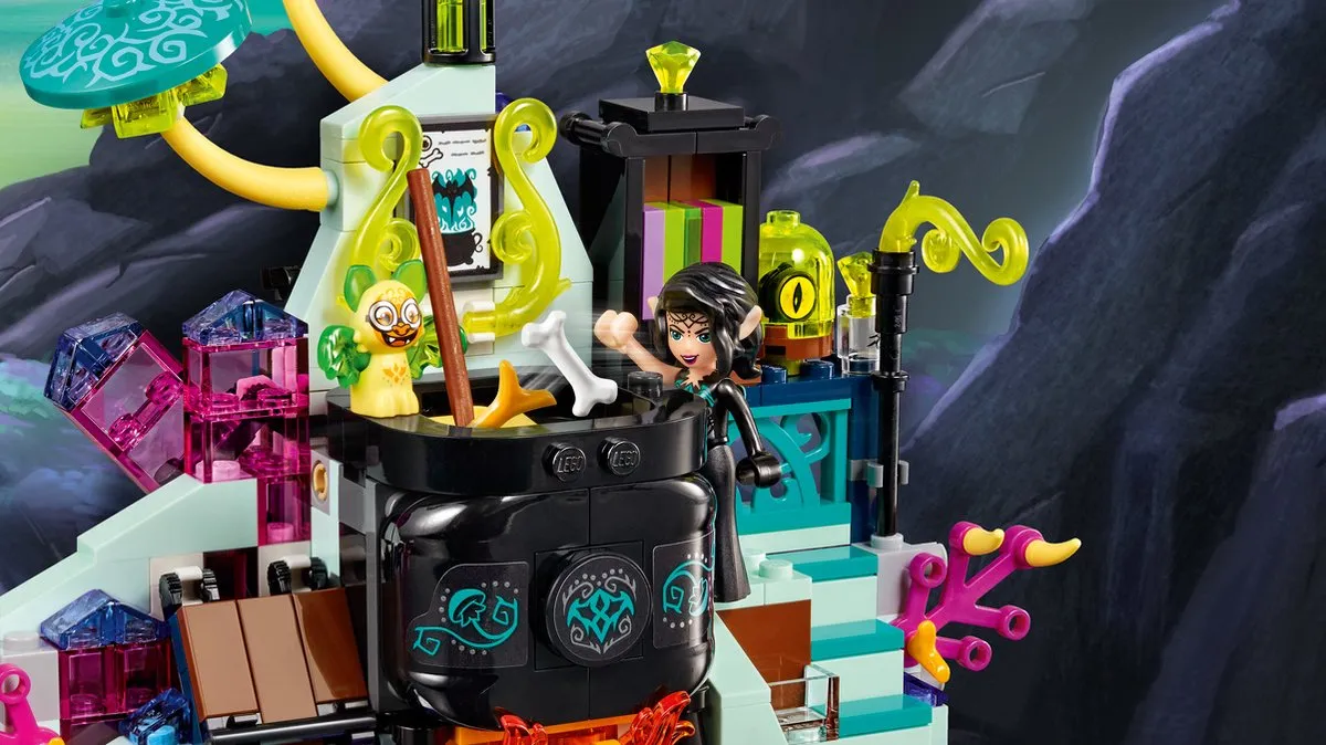 LEGO Elves Emily en Noctura's Duel 41195 - 650 Stukken - 2 Minifiguren