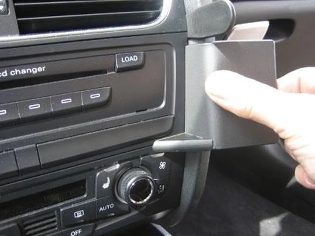 Brodit ProClip 854063 Angled Mount - Audi A4/A5 - Zwart - afbeelding 6 van 6