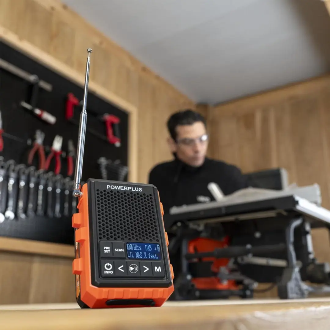 Powerplus POWDP8070 Bluetooth Luidspreker & Radio - Oranje - afbeelding 4 van 6