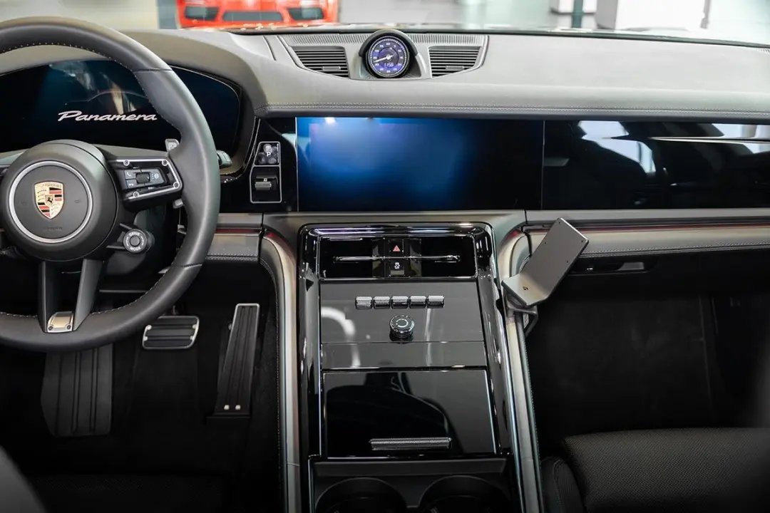 Brodit Proclip Porsche Panamera Console Mount