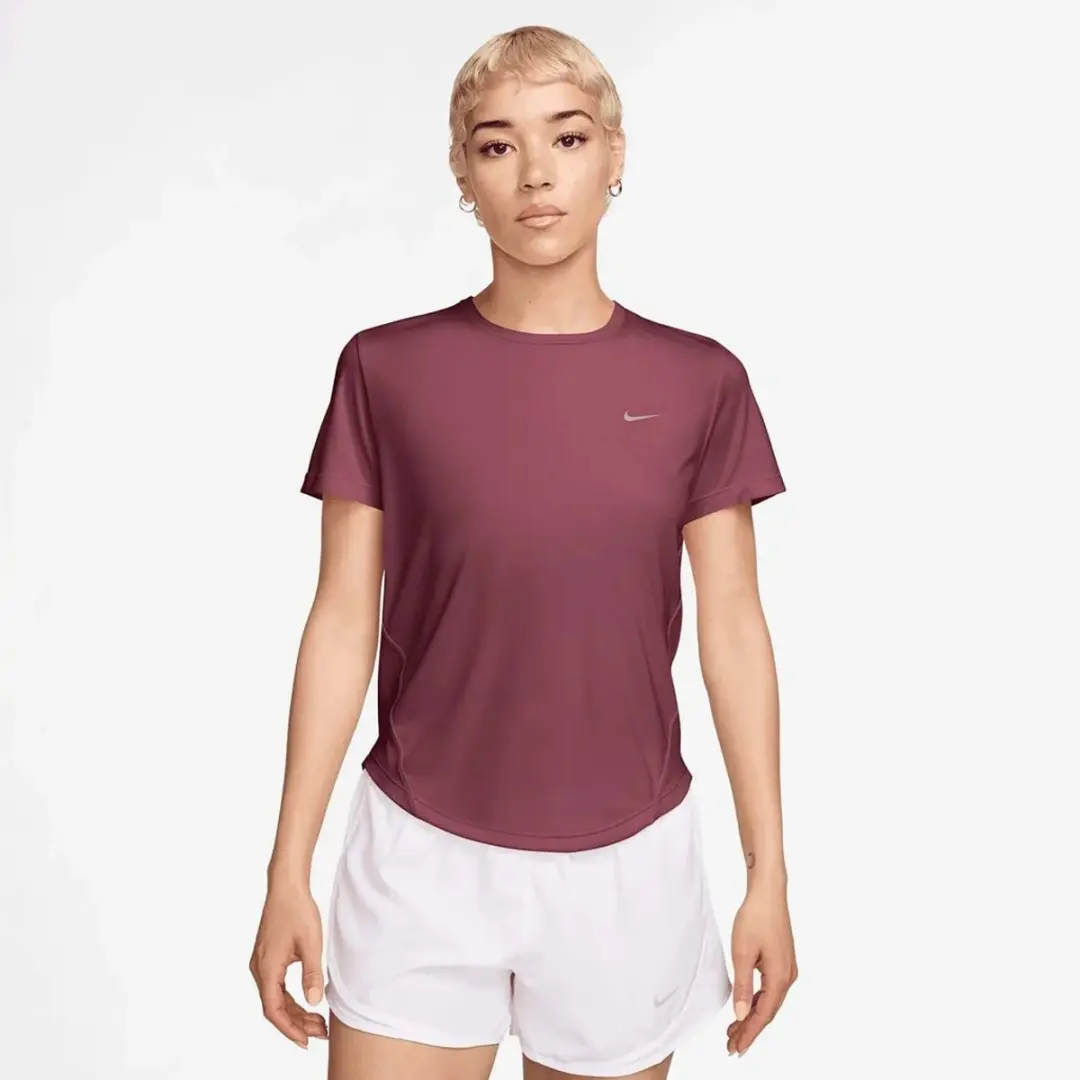 Nike Dry Feel Short-Sleeve T-shirt 654