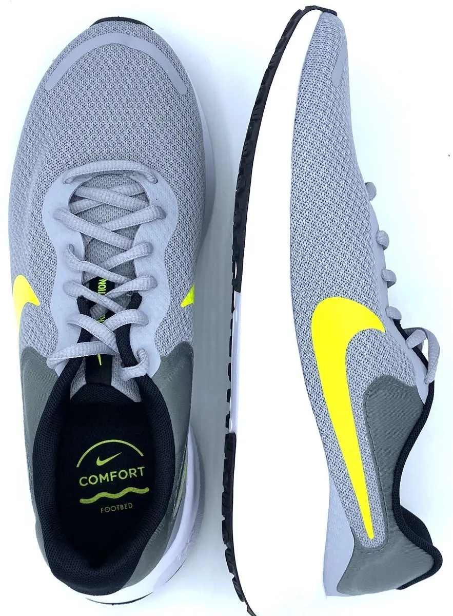 Nike Revolution 7 Heren Hardloopschoenen 47.5 - Grijs/Volt