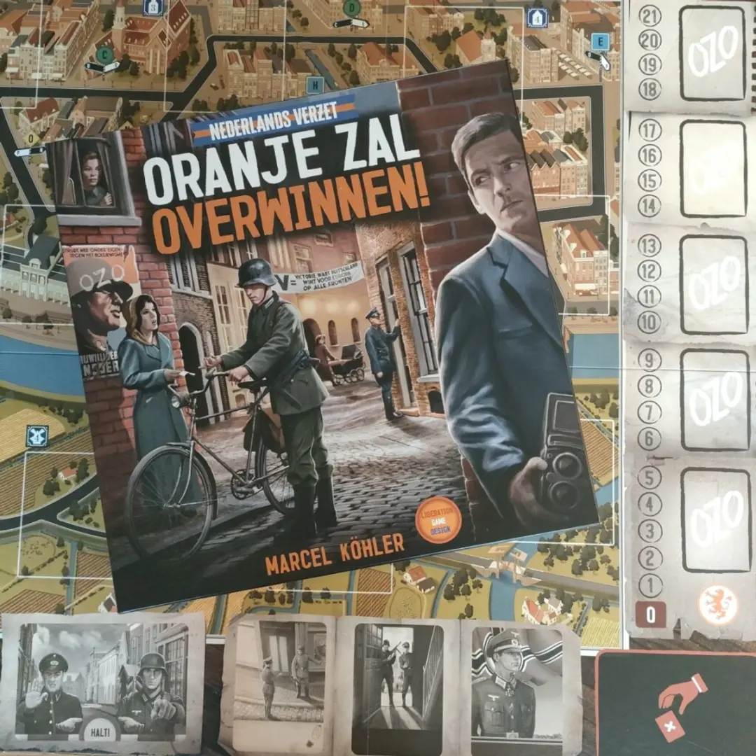 Asmodee Liberation Game Design Orange Shall Overcome! LGD-OSOENB2 - 2-6 Spelers