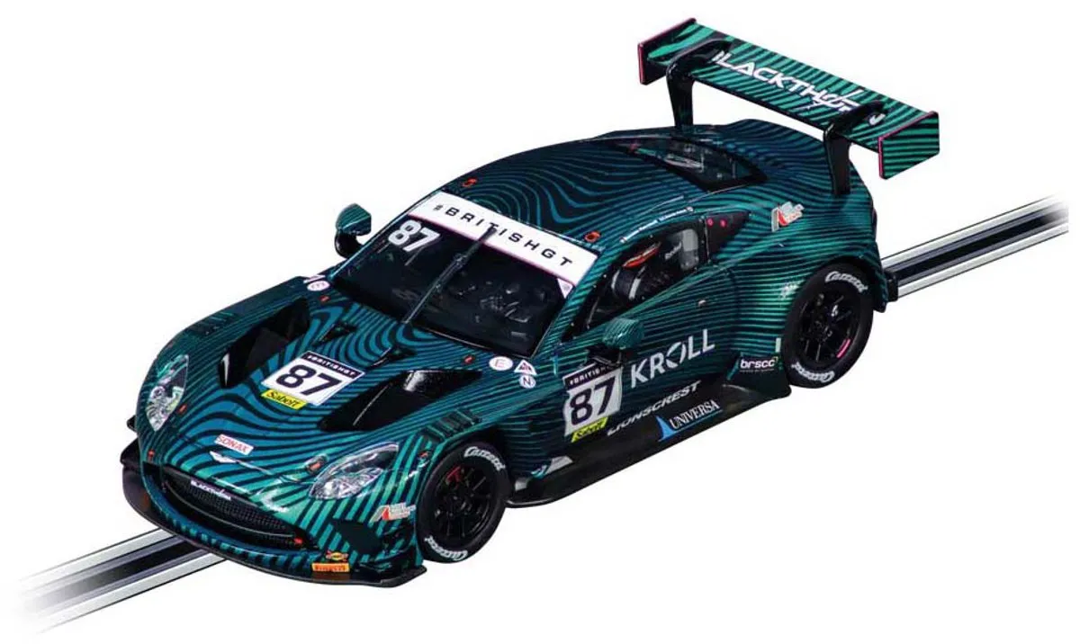 Carrera Aston Martin Vantage AMR GT3 Evo 'Blackthorn AMR 1:32 - Multicolor