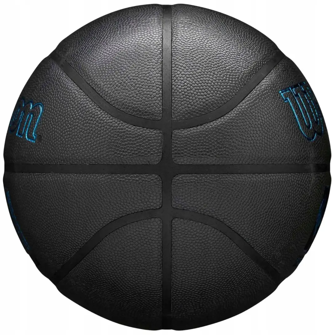 Wilson NBA Forge Plus Basketbal Maat 7 - Zwart