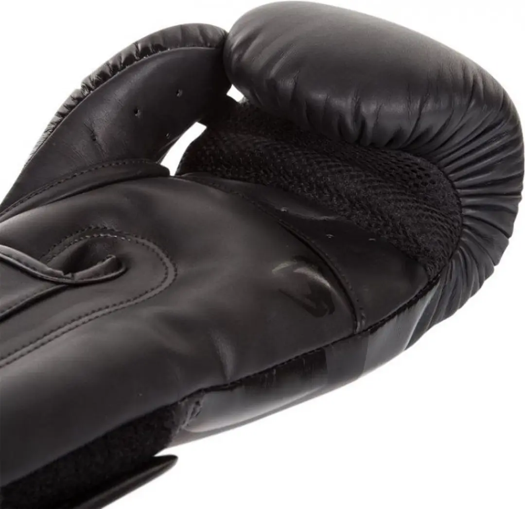 Venum Elite Bokshandschoenen 12 oz - Black on Black