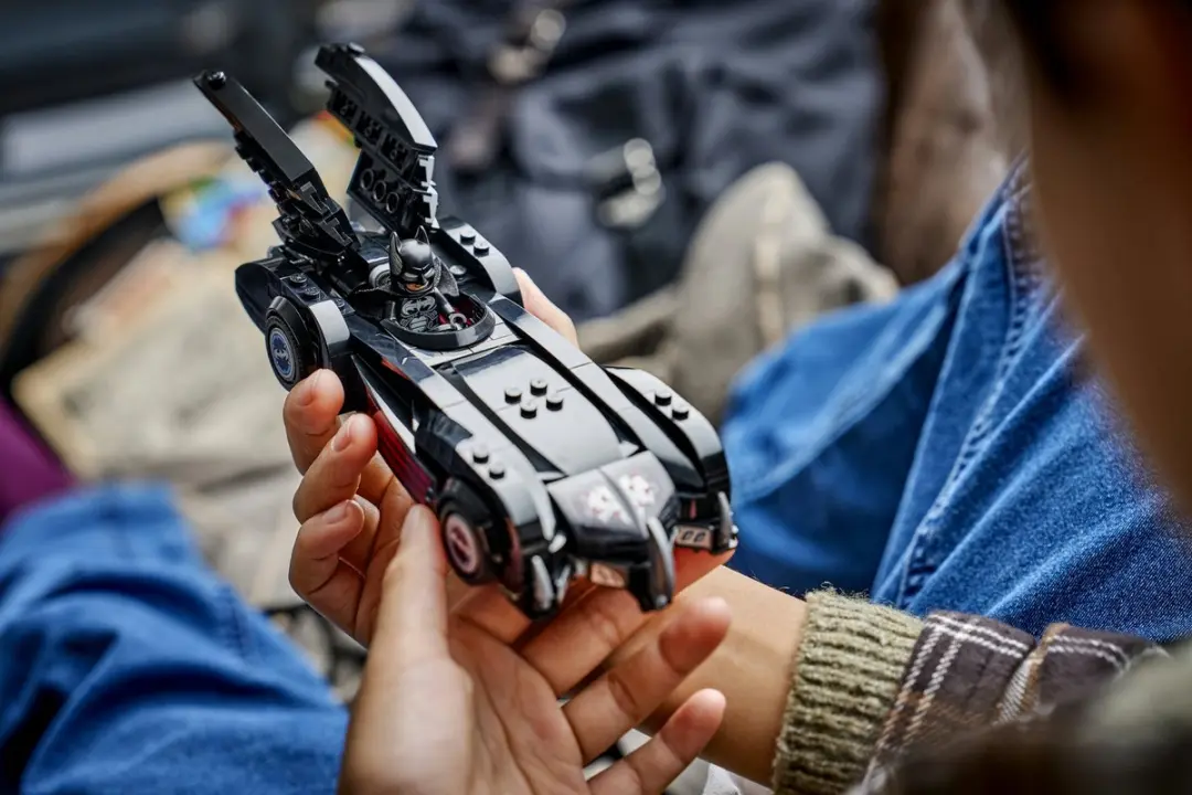LEGO DC Batman & Robin Batmobile 76333 - 272 Stukken