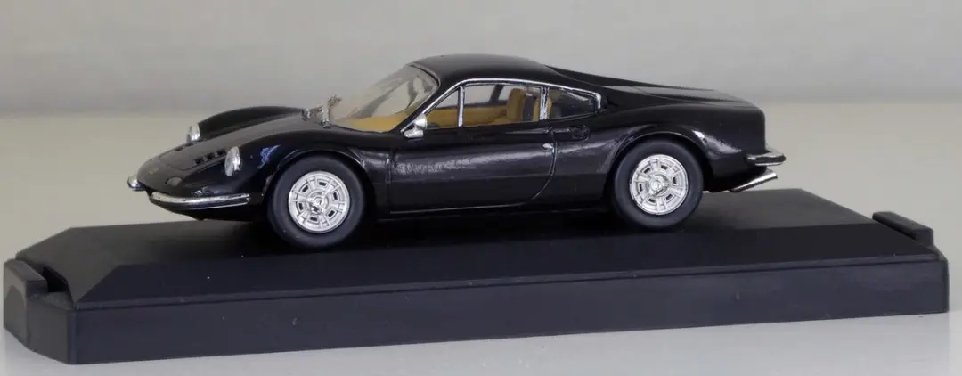 Ferrari 246 GT Modelauto 1:43