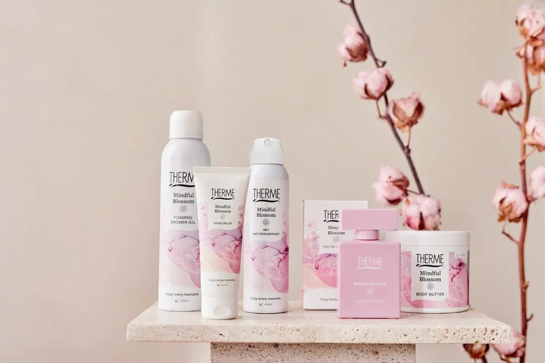 Therme Mindful Blossom Hydra+ Bodylotion 6x200ml - afbeelding 4 van 6