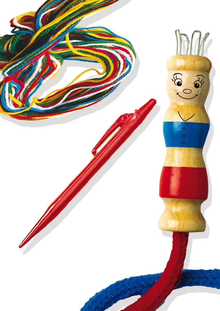 SES Creative Punniken Set - Houten popje met draden en pen