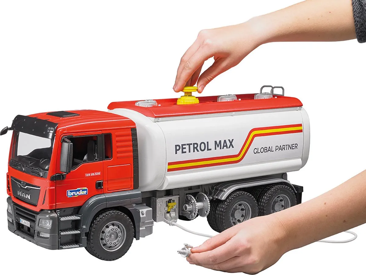 Bruder MAN TGS Tankwagen 3775
