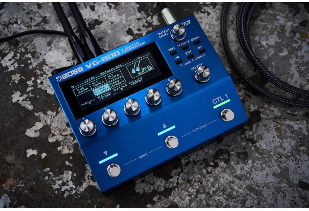 BOSS VG-800 Gitaarsynthesizer - Blauw - afbeelding 3 van 6