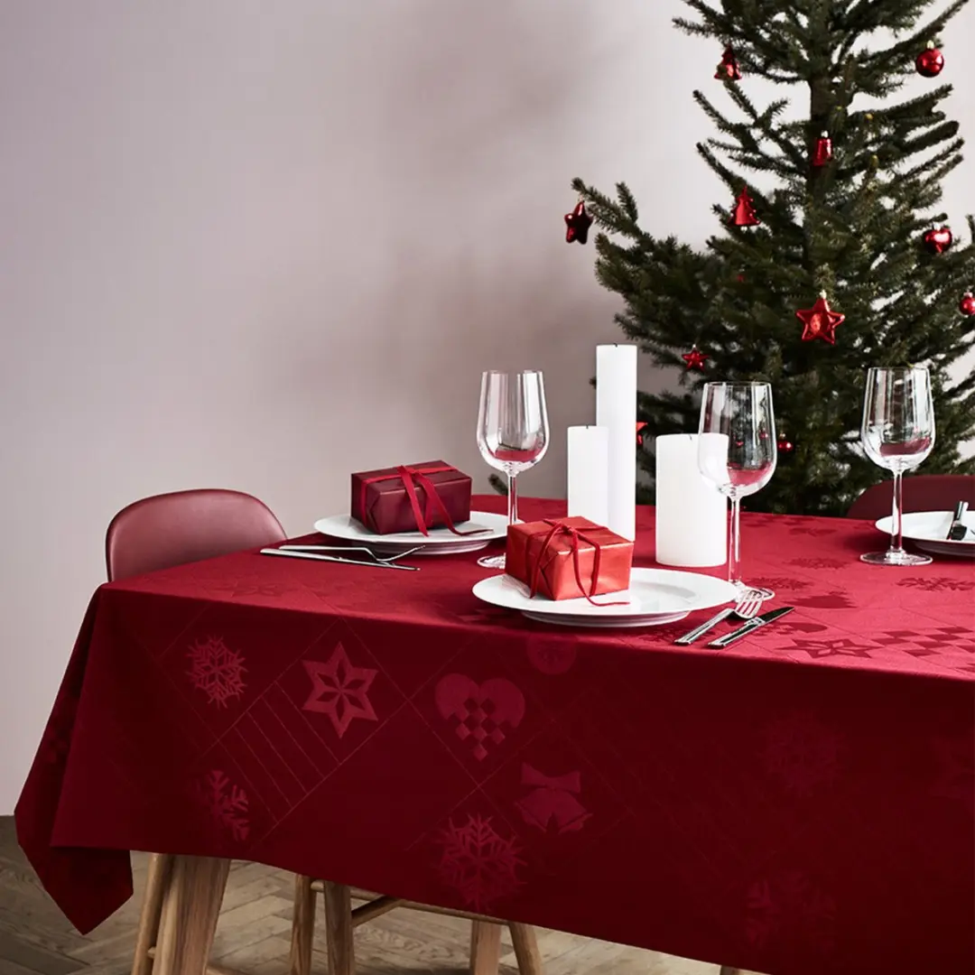 Rosendahl Natale Damask Tafelkleed - Rood 150x270cm