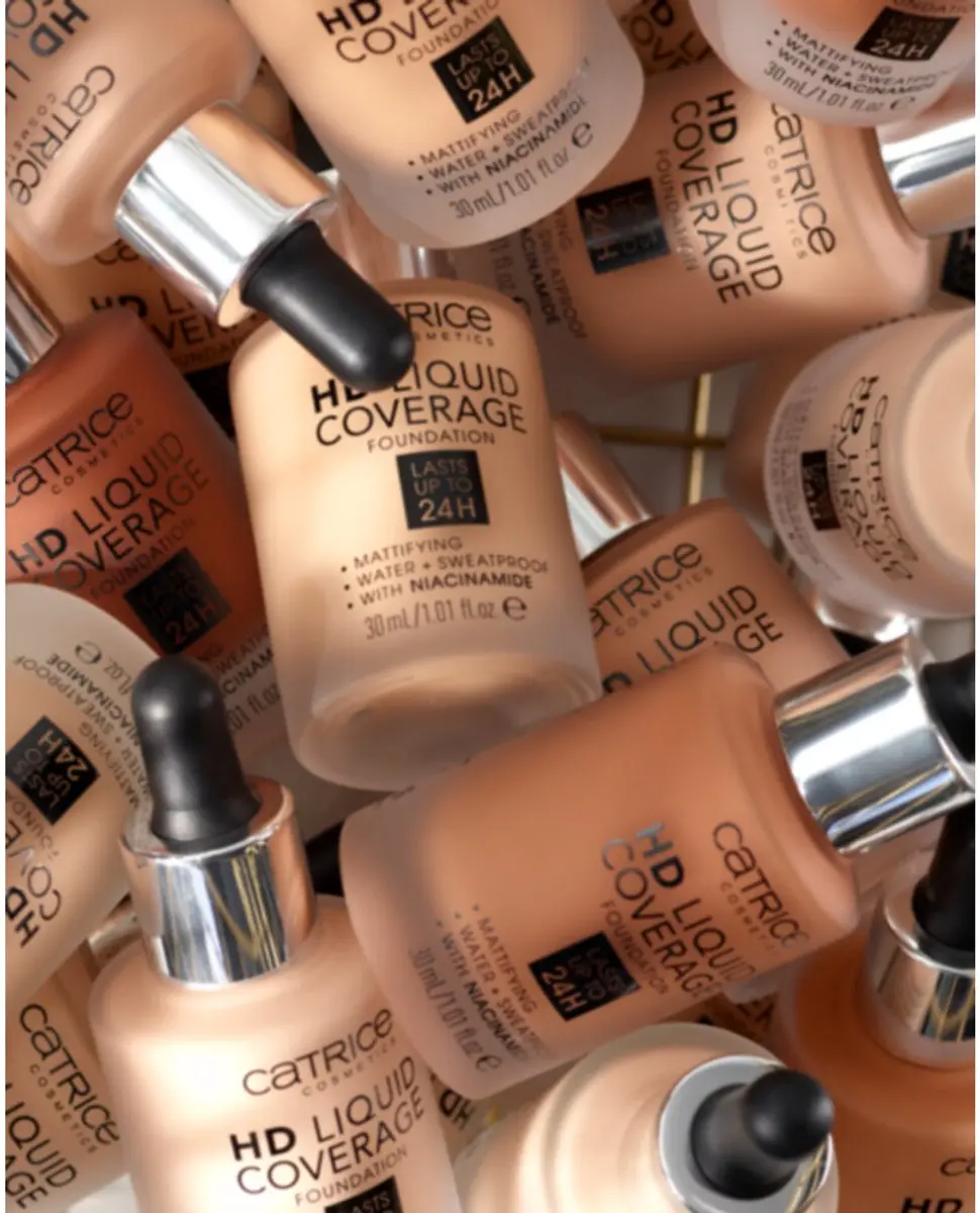 Catrice HD Liquid Coverage Foundation 082 Warm Caramel 30ml