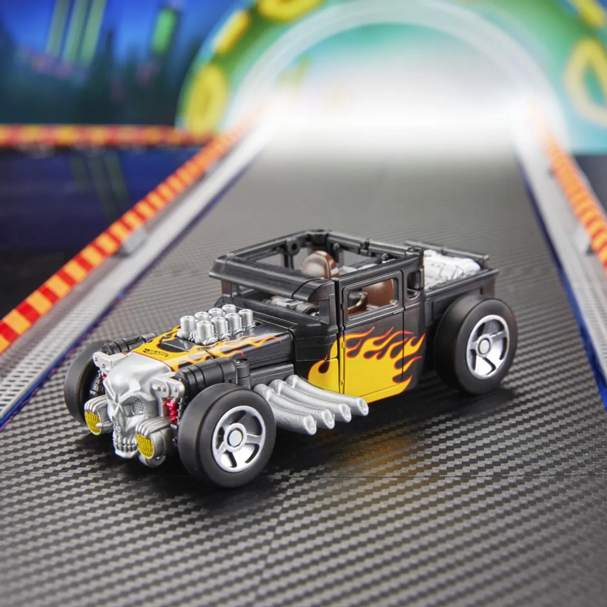 Hasbro Hot Wheels x Transformers Bone Shaker Action Figuur - HASG1181 - Multi