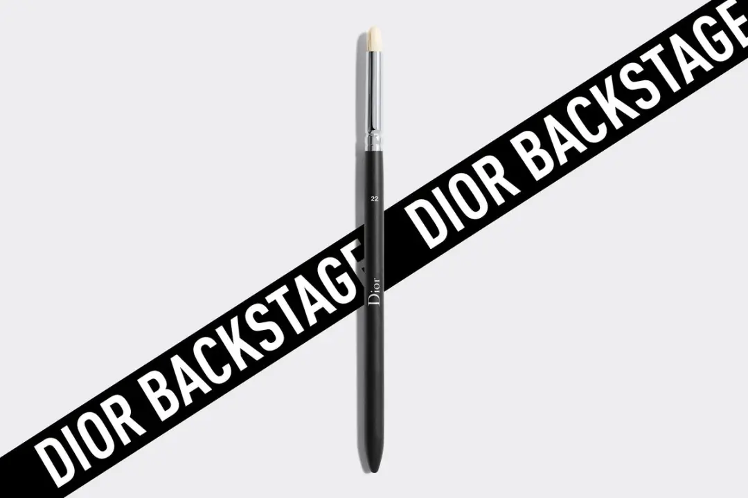 Dior Backstage Small Eyeshadow Blending Brush 22