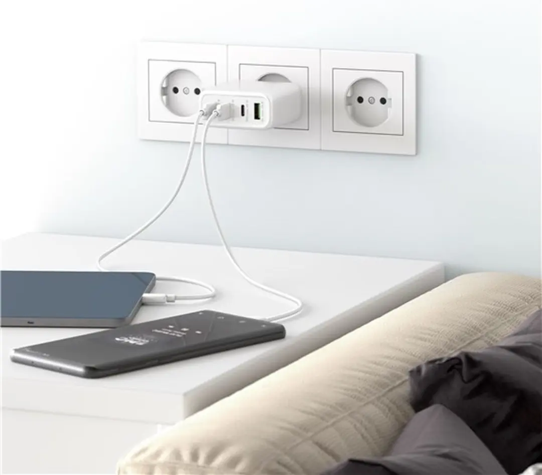 Goobay 64822 Thuislader GaN 68W - 3x USB-C PD 1x USB-A QC - Wit