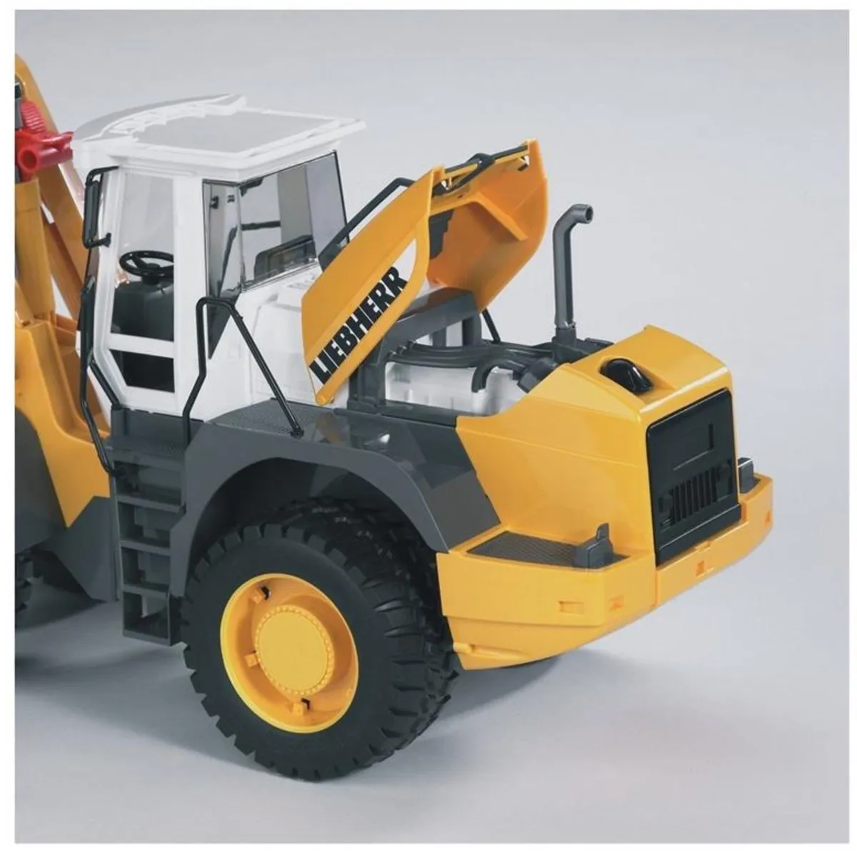Bruder Liebherr Shovel L574 - Geel