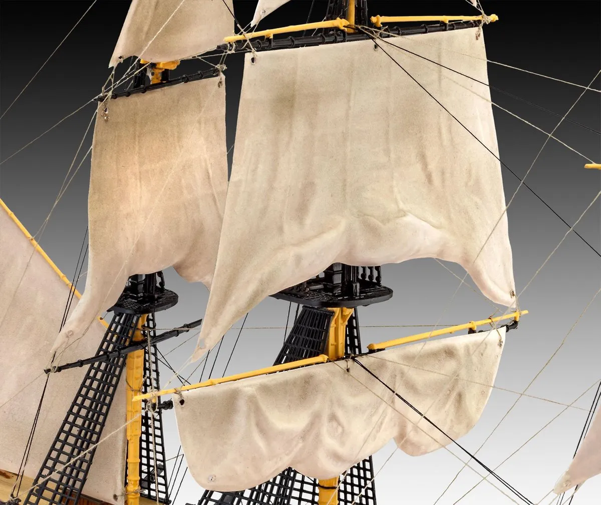 Revell 05767 Battle of Trafalgar Modelbouwpakket - 1:225 - 269 Onderdelen - Multi
