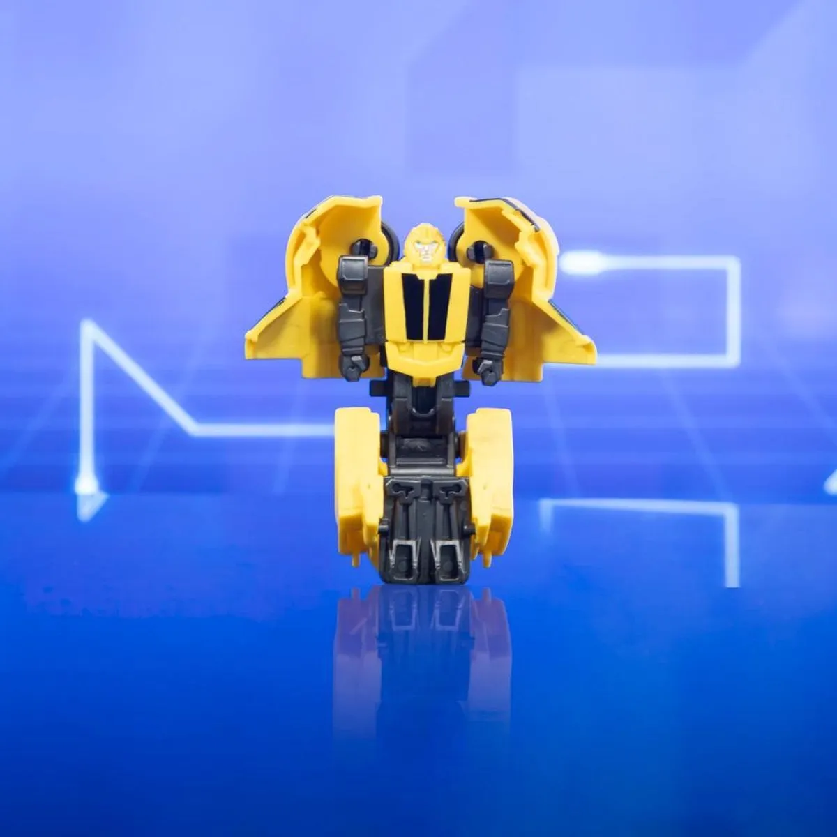 Hasbro Transformers EarthSpark Tacticon Bumblebee - Zwart/Geel - afbeelding 6 van 6