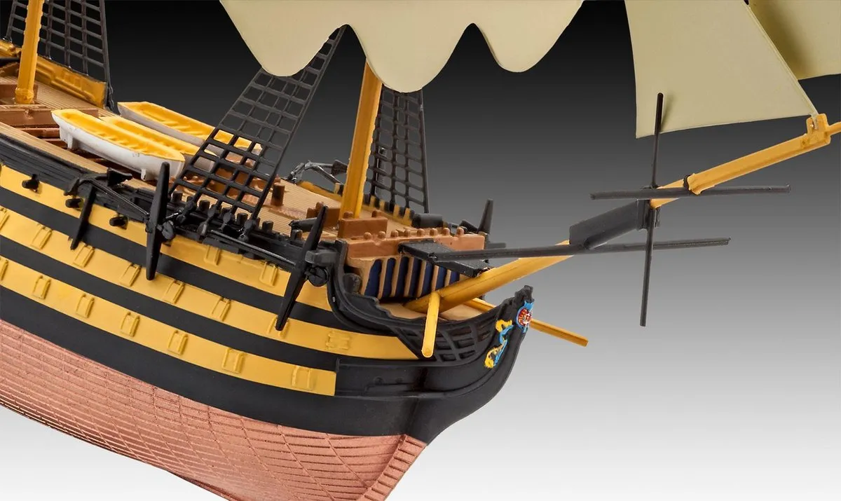 Revell HMS Victory 65819 Modelbouwpakket 1:450 - 45 Onderdelen - Multi