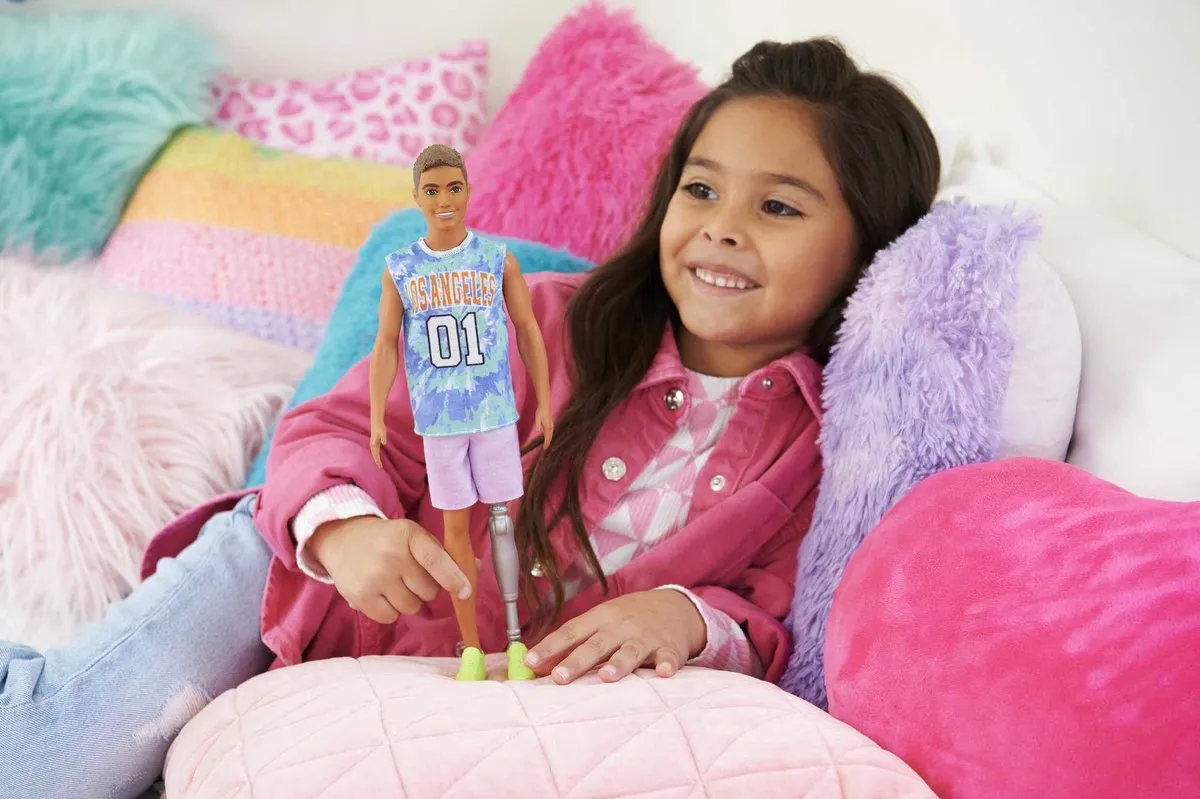 Barbie Fashionistas Ken Pop - HJT11 - Veelkleurig