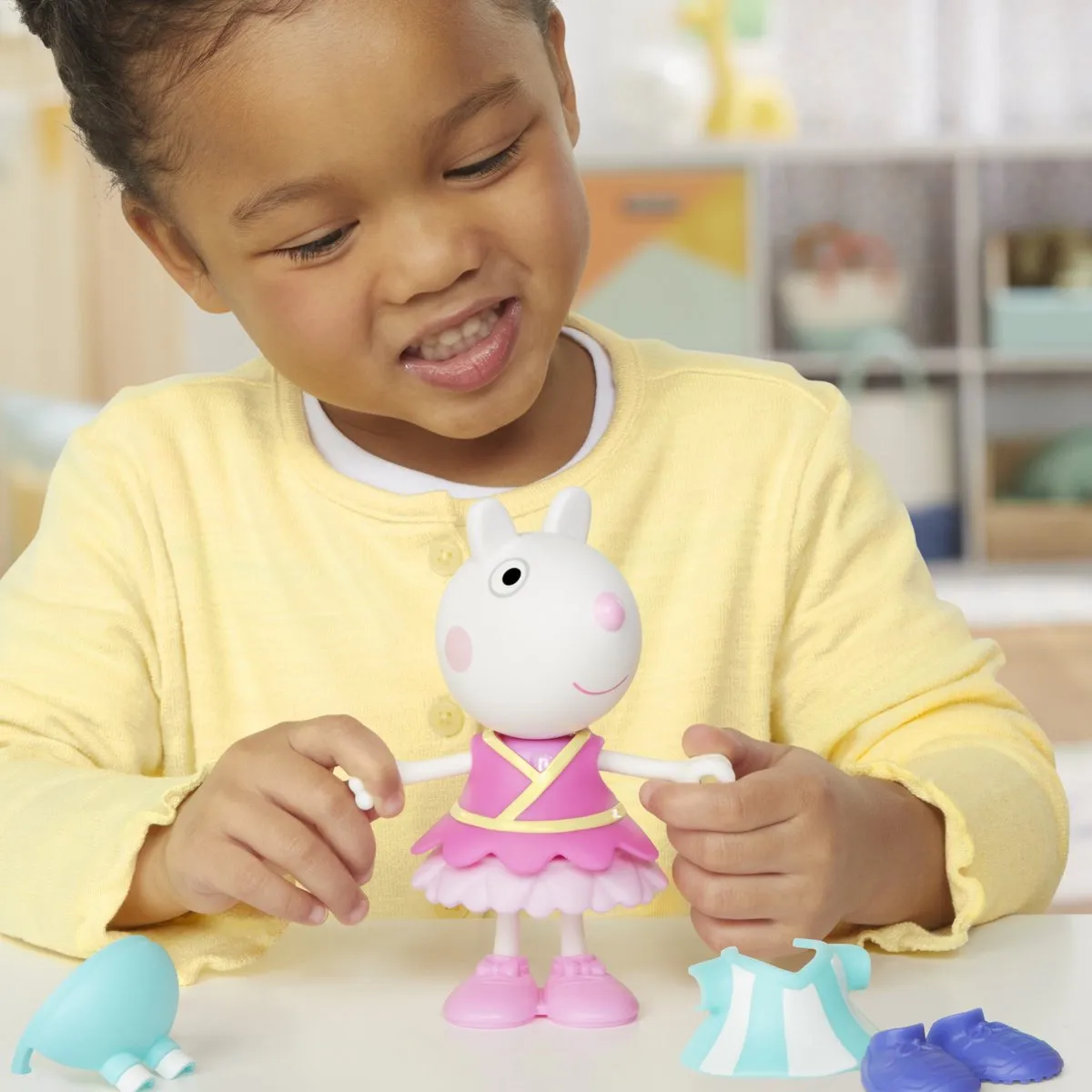 Hasbro Peppa Pig Suzy Schaap Figuur - Blauw