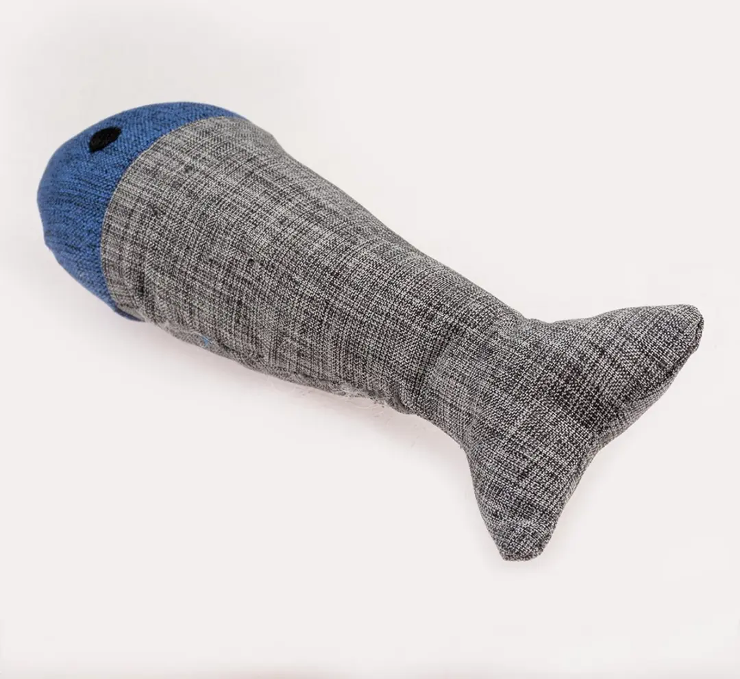 Duvo+ Eco Navy Vis & Catnip Kattenspeelgoed 13,5x4,5x3cm